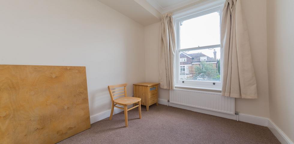 			LET, 2 Bedroom, 1 bath, 1 reception Flat			 Priory Road, WEST HAMPSTEAD